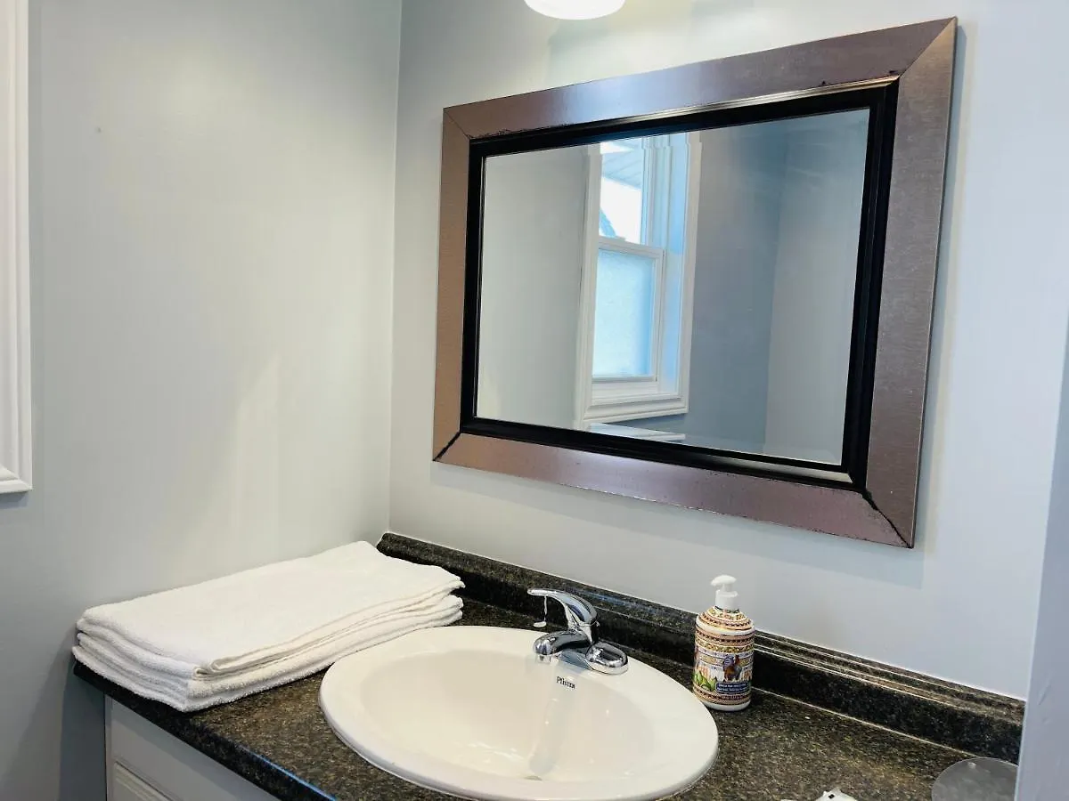 Casa vacanze A1 Holiday Family House Niagara Falls