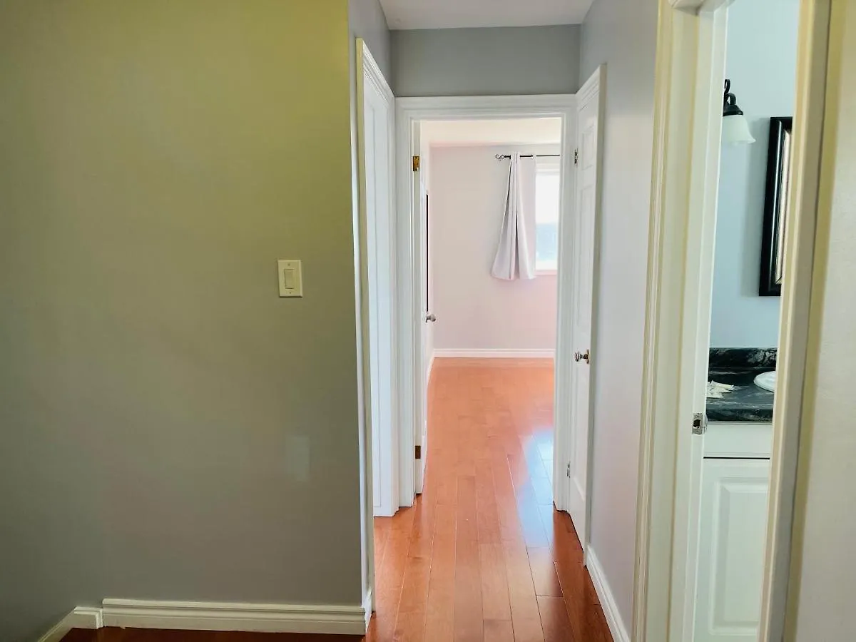 A1 Holiday Family House Niagara Falls Casa vacanze