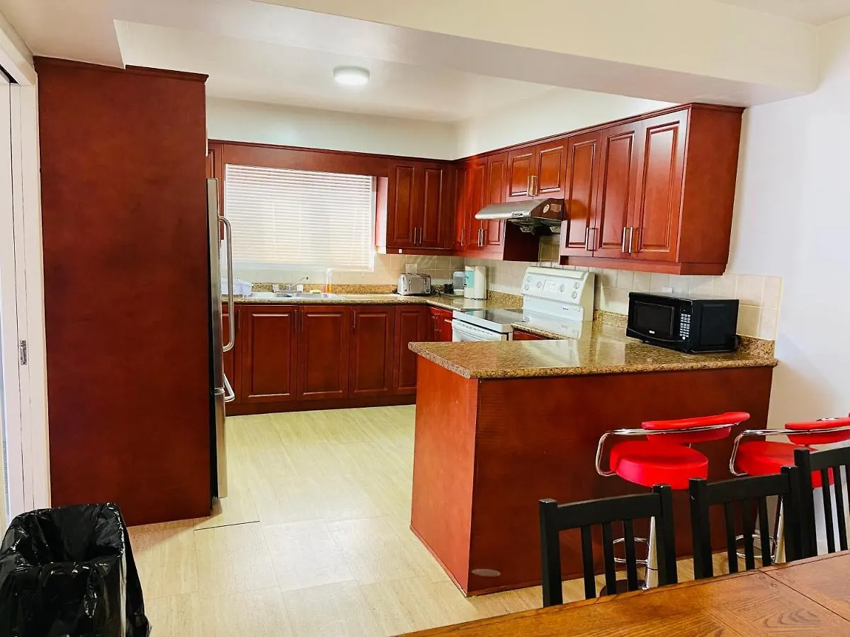 Casa vacanze A1 Holiday Family House Niagara Falls